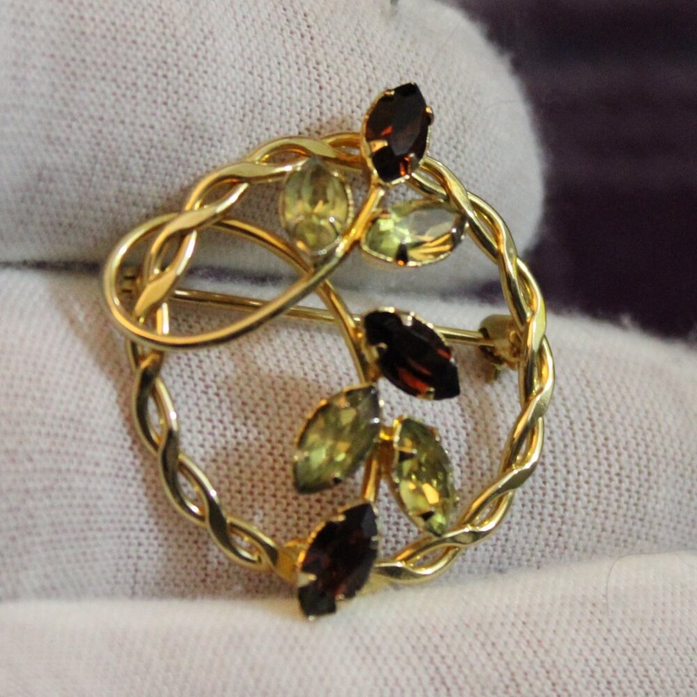 Vintage Art 1/20 12K Gold-Filled Wreath Pin Brooch